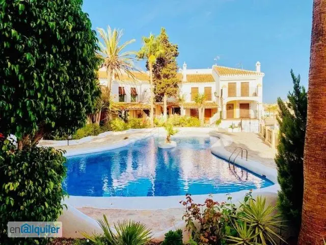 Alquiler Anual Calabardina: Vivienda con Vistas al Mar