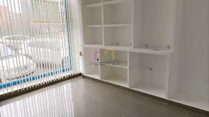 Venta Local Comercial Valdepasillas 90m2