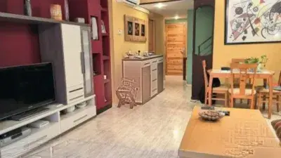 Chalet Adosado en Venta Zuera 4 Dormitorios Garaje Terraza