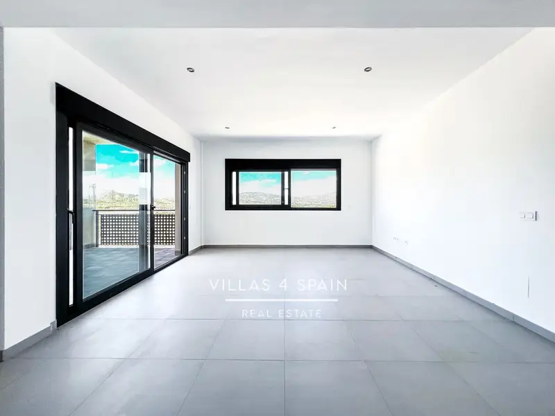 Villa en Venta Pinoso 3 Dormitorios Piscina Privada