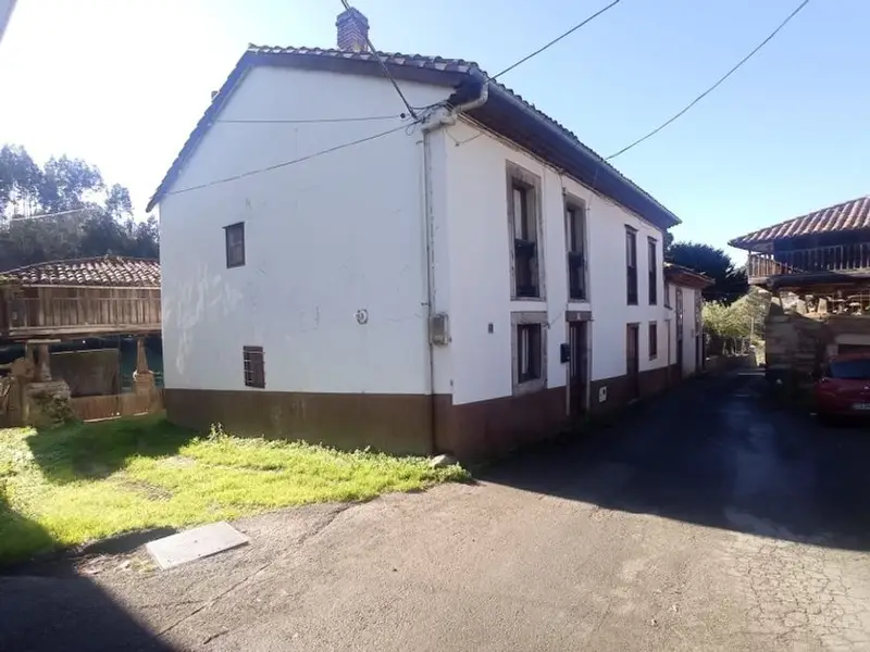 venta Chalet en Pravia, Asturias (66E04)- Globaliza