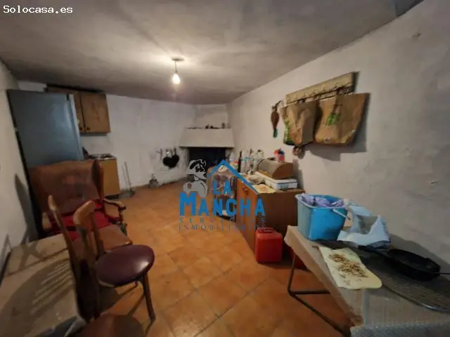 Parcela Rustica con Construcciones en Urbanizacion El Palo