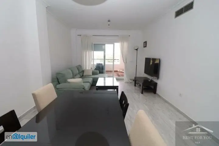 Apartamento en Alhaurin Golf con Piscina y Parking