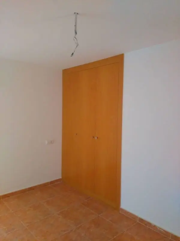 Garaje en venta en Oliva con ascensor