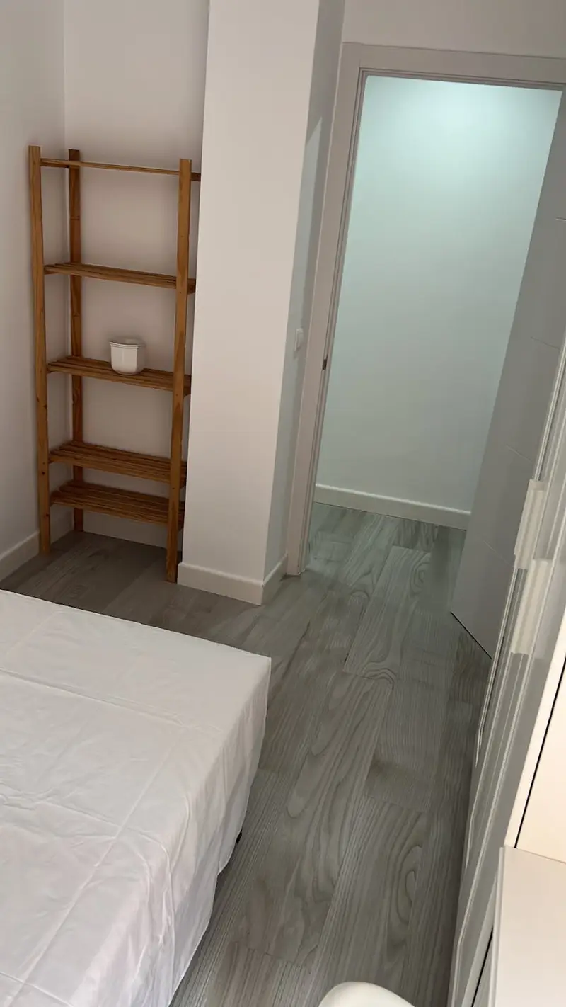 Habitación en Málaga - Apartamento Compartido para Estudiantes