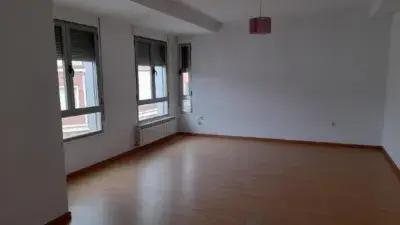 Piso en venta en Travesía de la Estación, 44