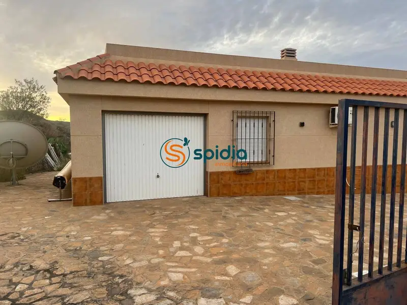 Casa Rural con Piscina y Vistas Panorámicas en Murcia