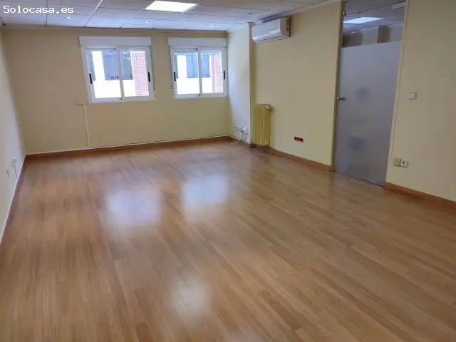 Oficina en Almansa Centro 100m2 4 Estancias