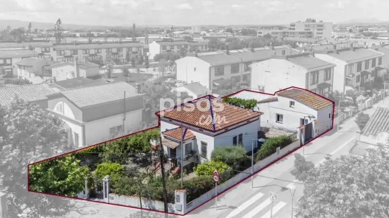 Casa en venta 4 vientos con dos viviendas y amplio terreno