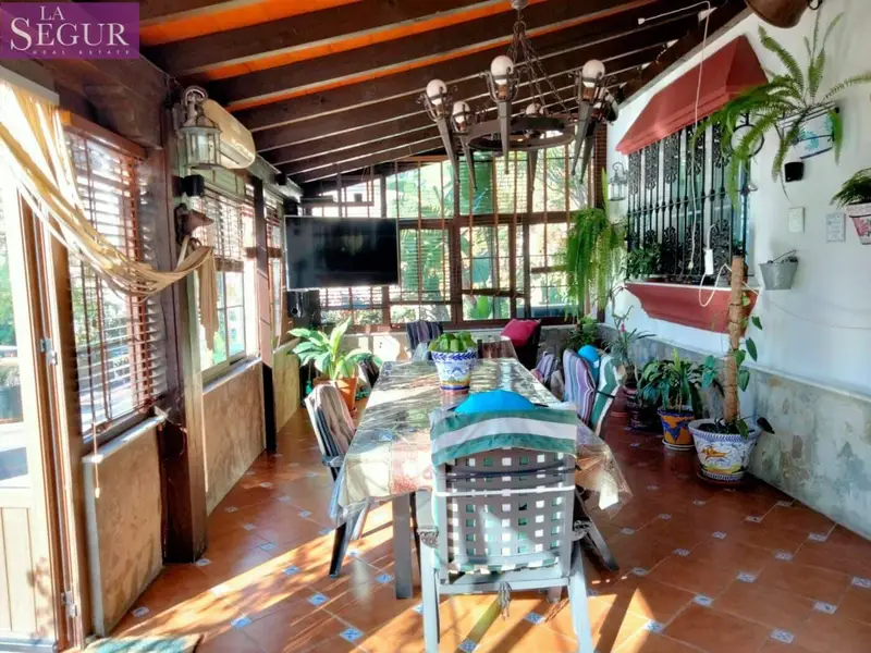Chalet en Medina Sidonia con Piscina y Garaje Grande