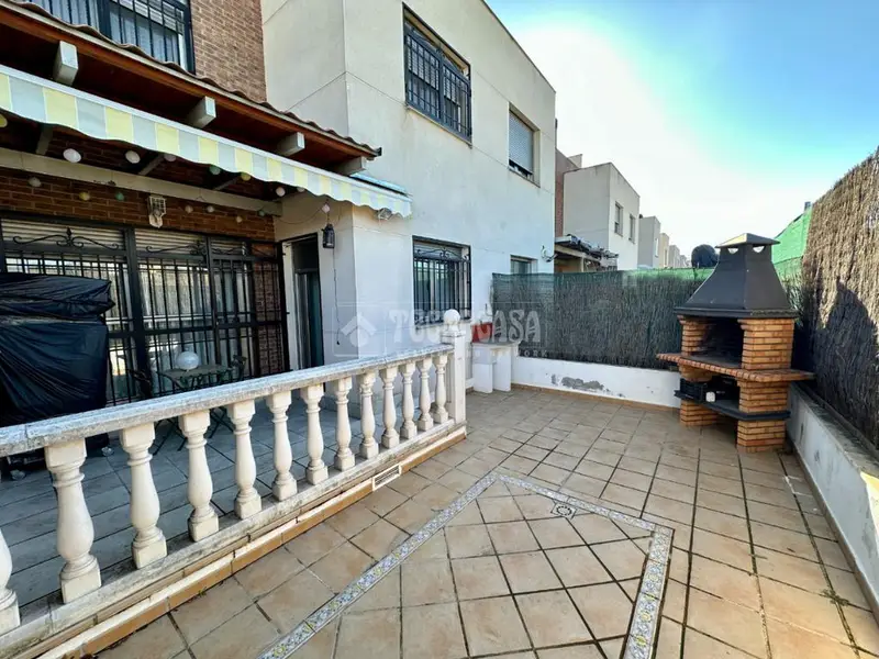 Casa en venta en Marchamalo