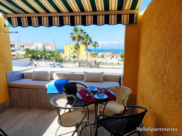 Apartamento con Vistas al Mar en Playa de La Arena