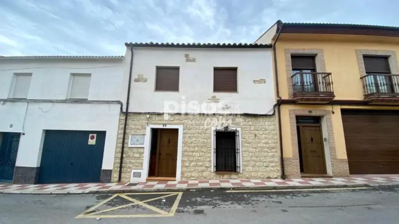 Casa adosada en venta Torreperogil 5 habitaciones