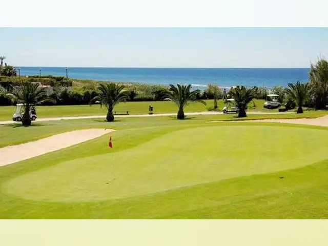 Apartamento en Venta Estepona 2 Dormitorios 2 Baños Renta Garantizada