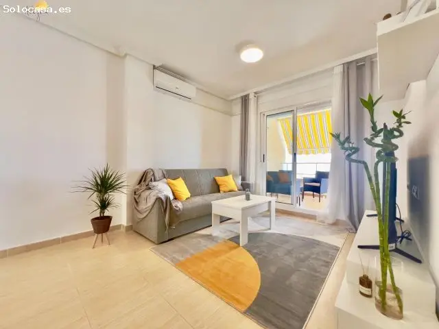 Atico Impecable Torrevieja Parking Piscina Licencia Turistica