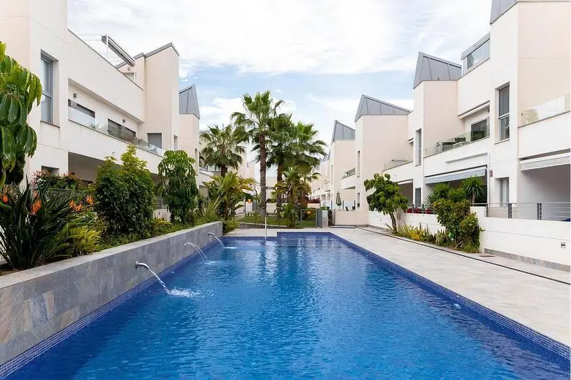Apartamento 2 Dormitorios Torrevieja