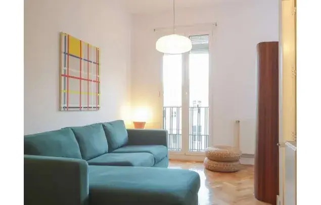 Estudio Amueblado en Embajadores Madrid