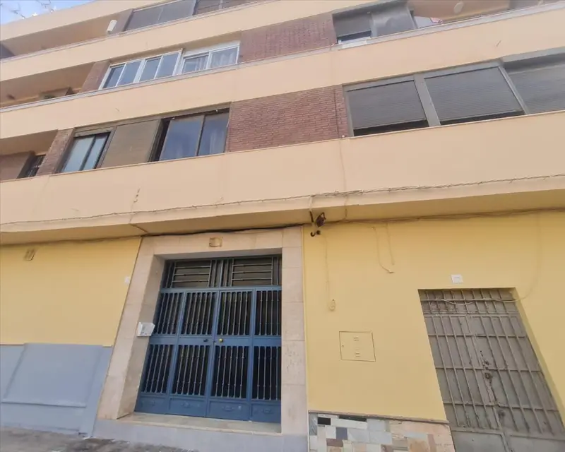 Piso 101m2 4 habitaciones 3 baños Ejido