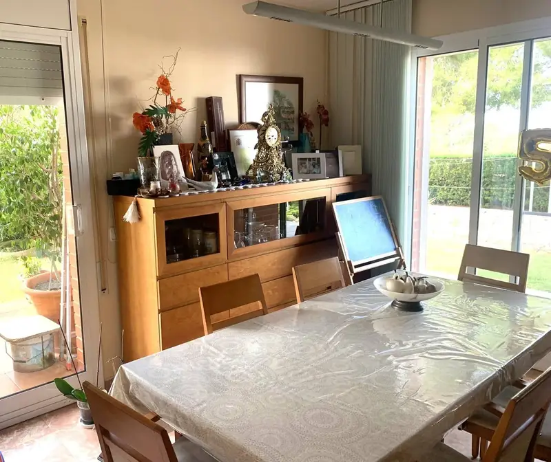 Casa Rural en Tortosa con 6 Dormitorios y 2580m2 de Parcela