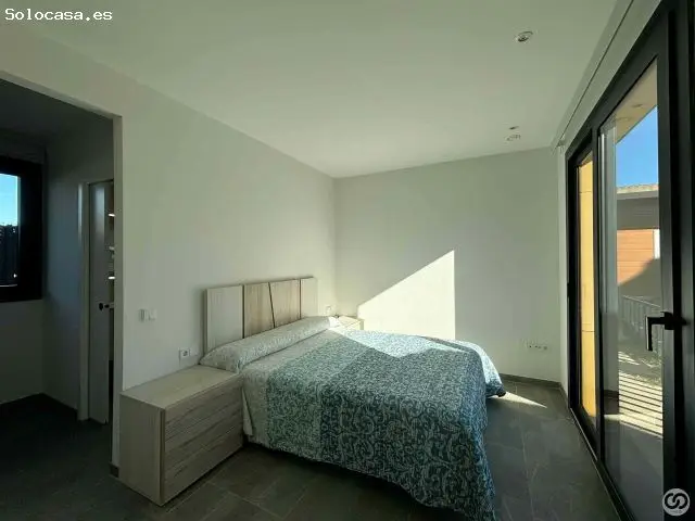 Casa Familiar en Fontcoberta: Amplia, Luminosa y Eficiente