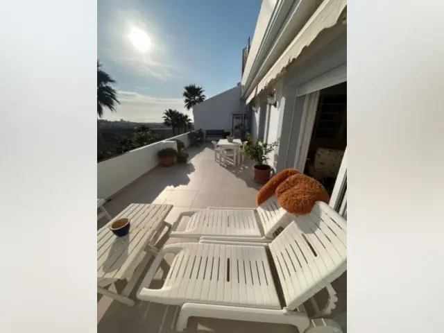 Piso de 2 Dormitorios en venta La Quinta, España