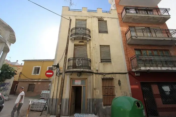 Casa Adosada 6 Dormitorios Villena Reforma Integral