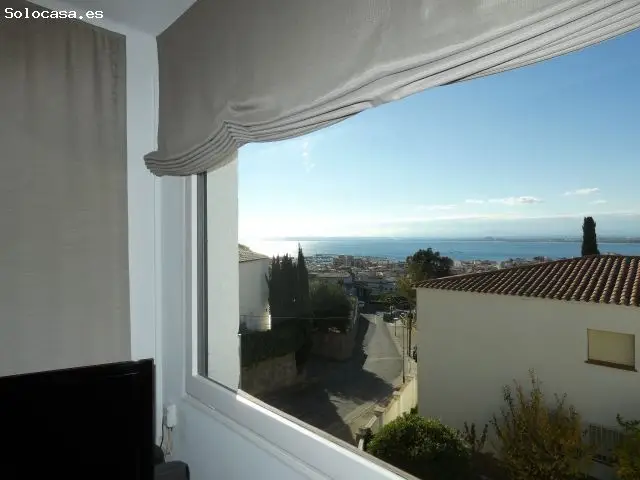 Chalet en venta en Roses con vistas al mar