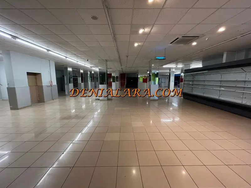 Local Comercial en alquiler en Els Poblets, Alicante