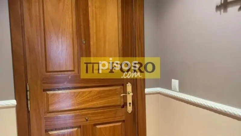Adosado en El Crucero con Piscina y Zona de Juegos