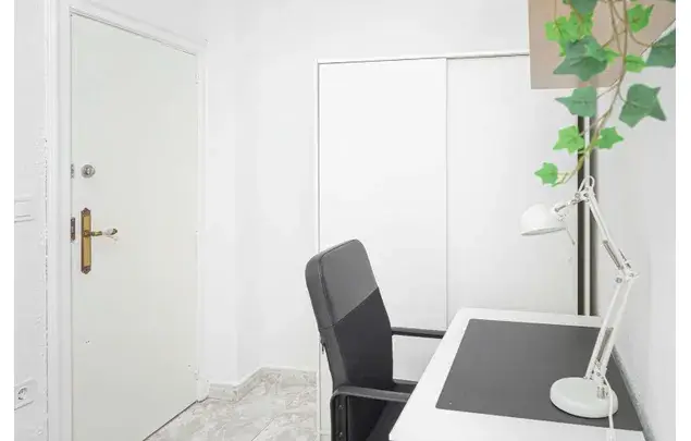 Habitaci
ón 70m
² Zaragoza Alquiler Media Temporada