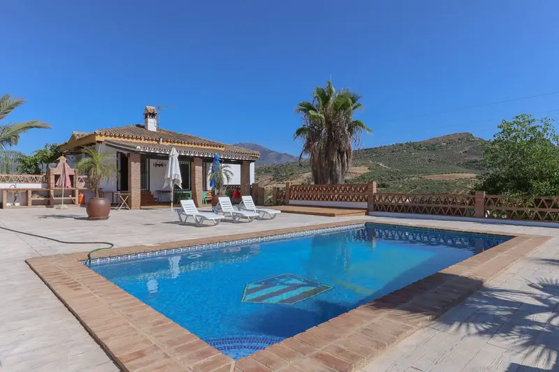 Casa Rural 3 Dormitorios Guaro Piscina Olivos