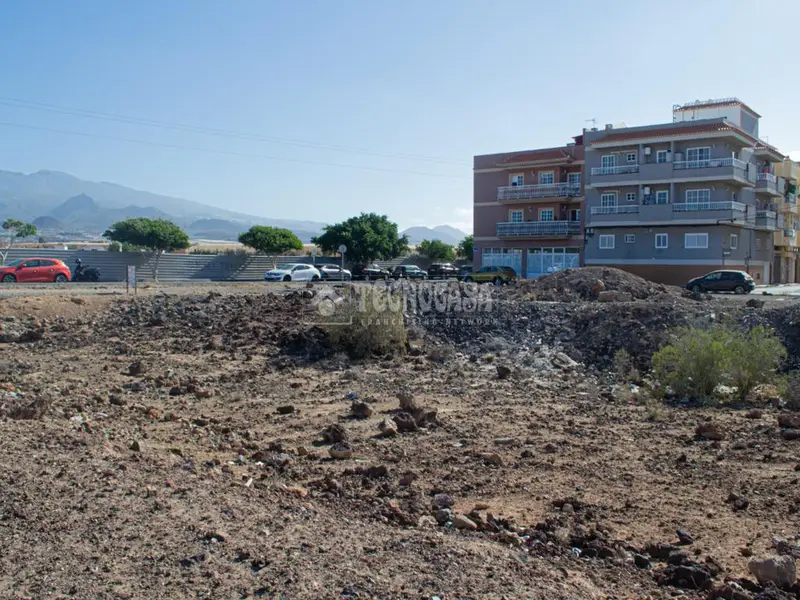 Terreno en Venta en Arona 127m2 Zona Residencial