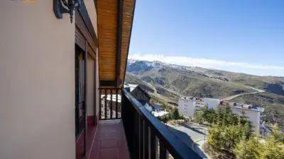 Dúplex en Sierra Nevada con Vistas Panorámicas