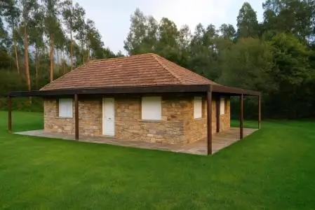 SE VENDE CASA CON PARCELA  EN VILAR - REDONDELA - PONTEVEDRA.