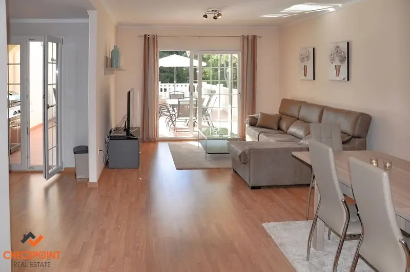 Tres Bungalows en Venta: Inversión o Familia