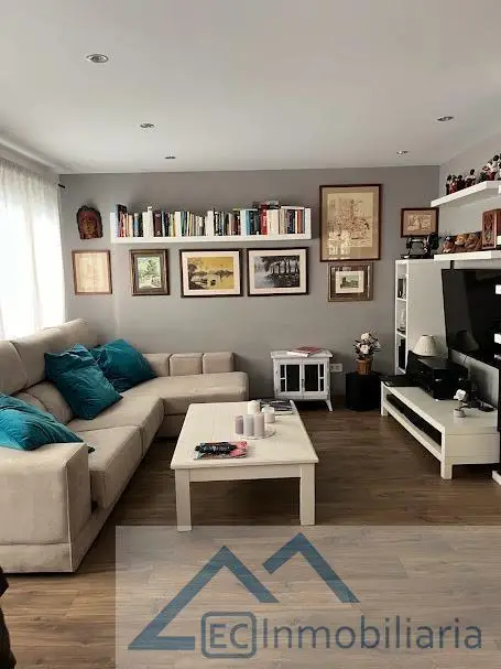 Venta Piso Reformado San Lorenzo Gijon 3 Dormitorios Patio Centro