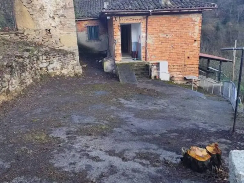 Casa Rústica en Asturias con 4 Habitaciones y Gran Potencial Turistico