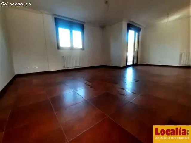 Chalet Adosado en Castro Urdiales 215m2 4 Dormitorios Piscina