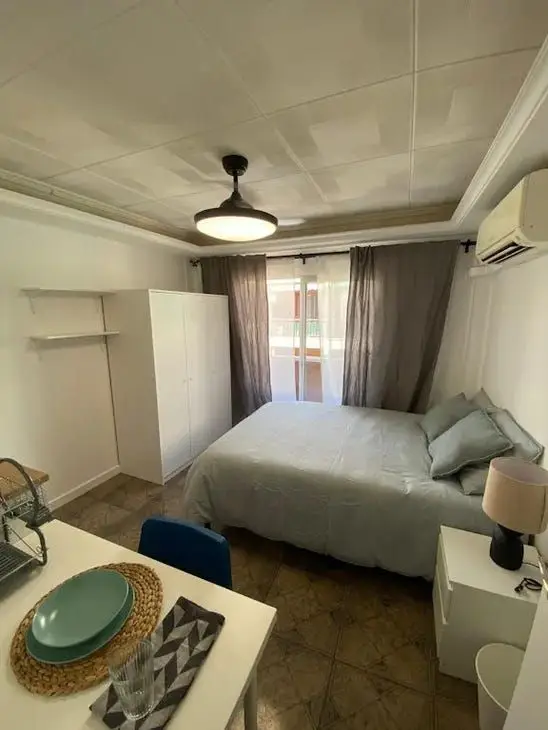 Carrer San Edesio, Manises, Valencian Community 46940