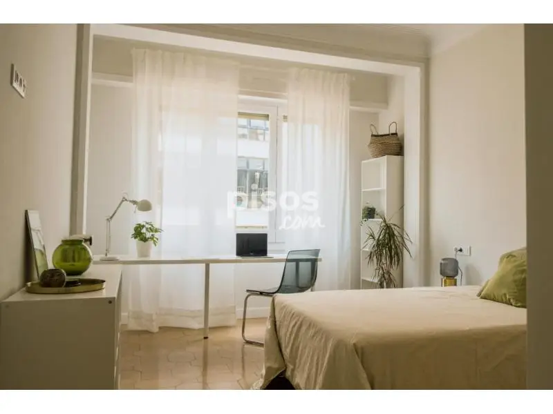 Habitaci√≥n en Alquiler en Gr√†cia 7 Dormitorios 3 Ba√±os
