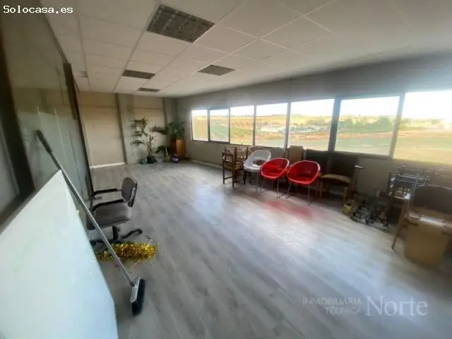 Nave Industrial en Alovera Venta
