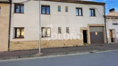 Casa rústica en venta en Calle de Miguel Villanueva, cerca de Plaza de la Autonomía