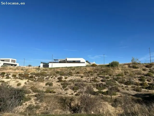 Solar en Zona Desarrollo Ideal Vivienda Unifamiliar