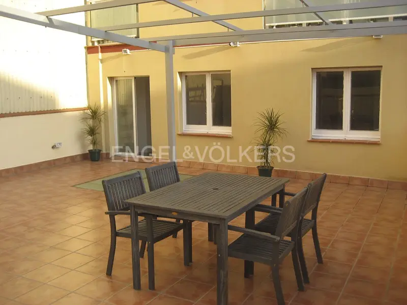 Dúplex 280m² Sant Joan Despí 4 Dormitorios 3 Baños Terraza Balcón