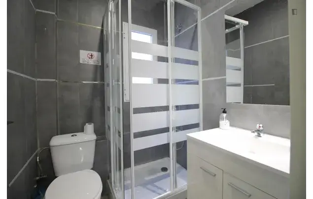 Estudio en Madrid 3-24 Meses Alquiler