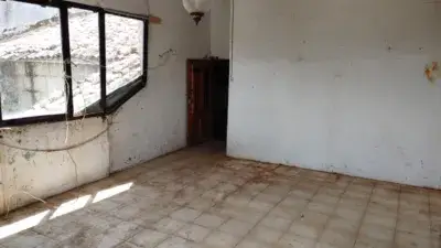 Casa pareada en venta en Calle A Pousa