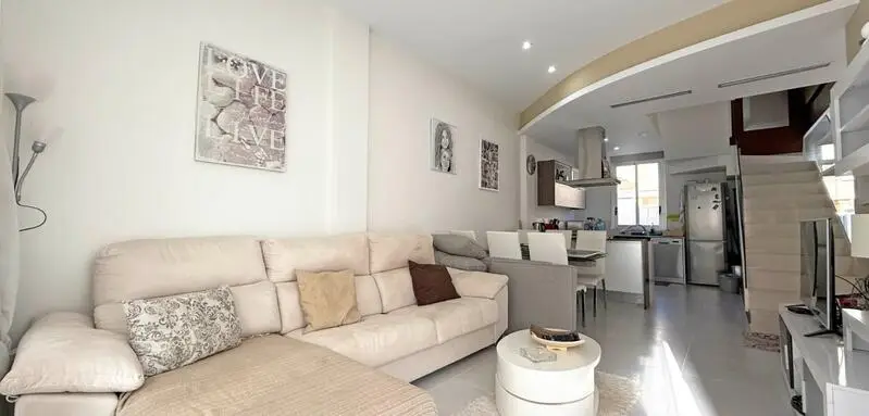 Villa 3 Dormitorios Ciudad Quesada Lujo Piscina Privada