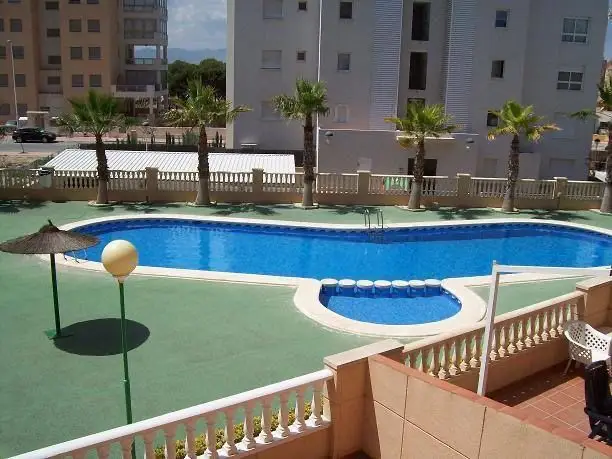 Ático de Lujo con Piscina en Guardamar del Segura