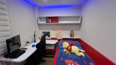 Piso en venta en La Muela: 2 dormitorios, terraza, garaje y piscina