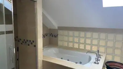 Dúplex en Bahia Dorada cerca de Estepona